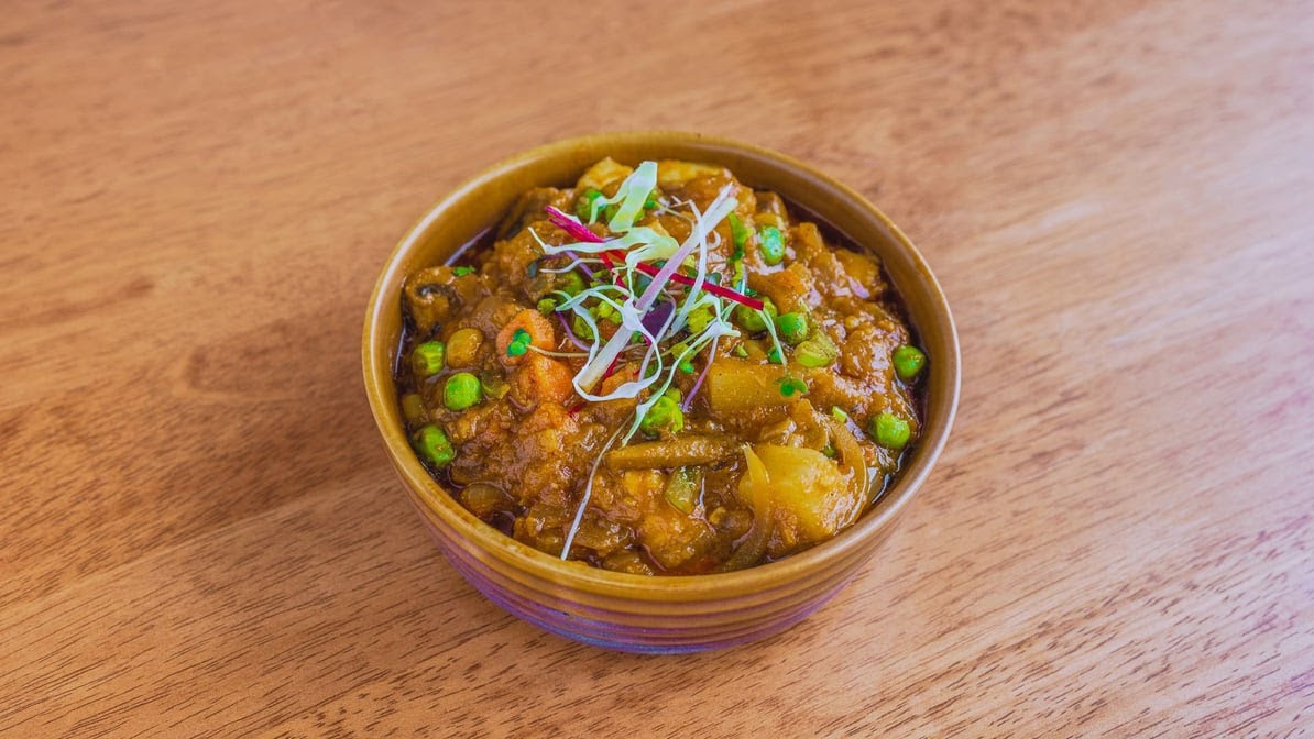 Bollywood Indian Restaurant Gisborne-3